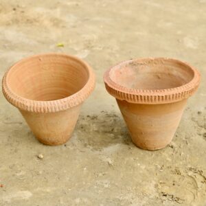 Set of 2 clay pot