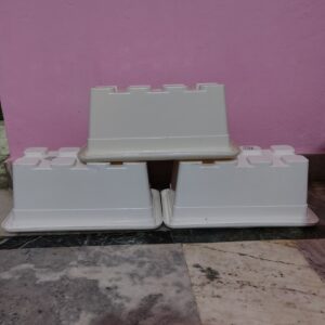 17" White Plastic Planter For Balcony/Garden Set of 3